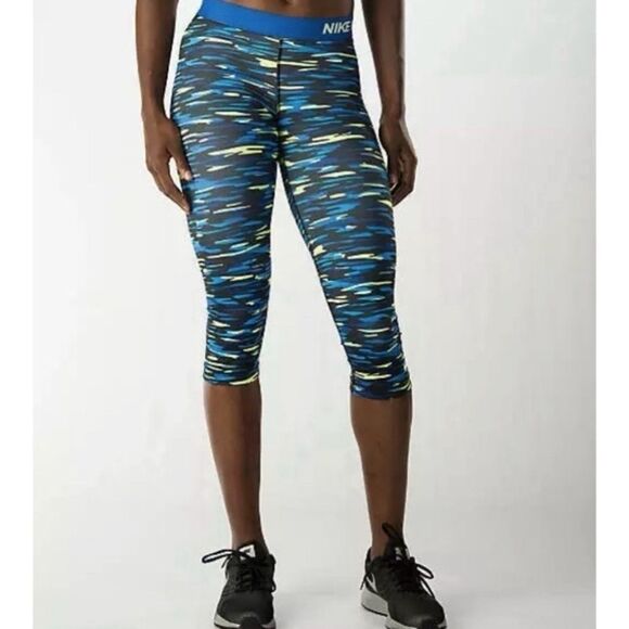 Nike Pro Haze Compression Capri Legging Size S - Picture 1 of 9